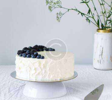 Trending cakes decor for every occasion and preference